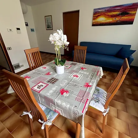 아파트 Casa La Brezza 데르비오