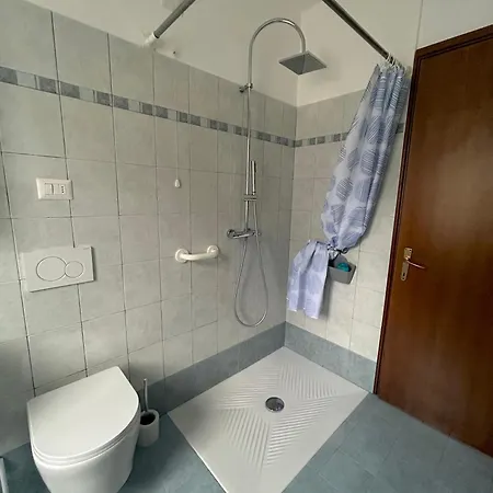 아파트 Casa La Brezza